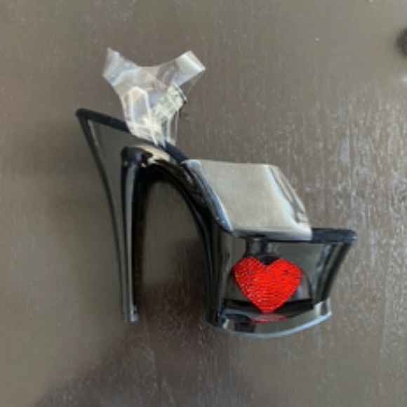 Pleasers Stilettos | MOON-708HRS | Black + Clear + Red Crystal Hearts | NWOT - Picture 5 of 16